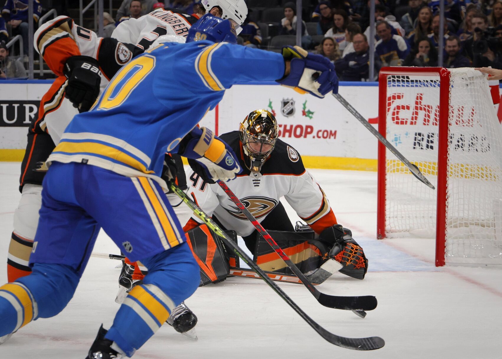 Blues 6, Ducks 2